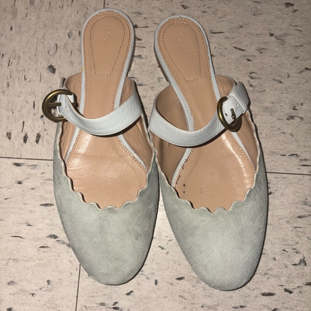 Chloe Women's Scalloped Slip-On Shoes - Gray
